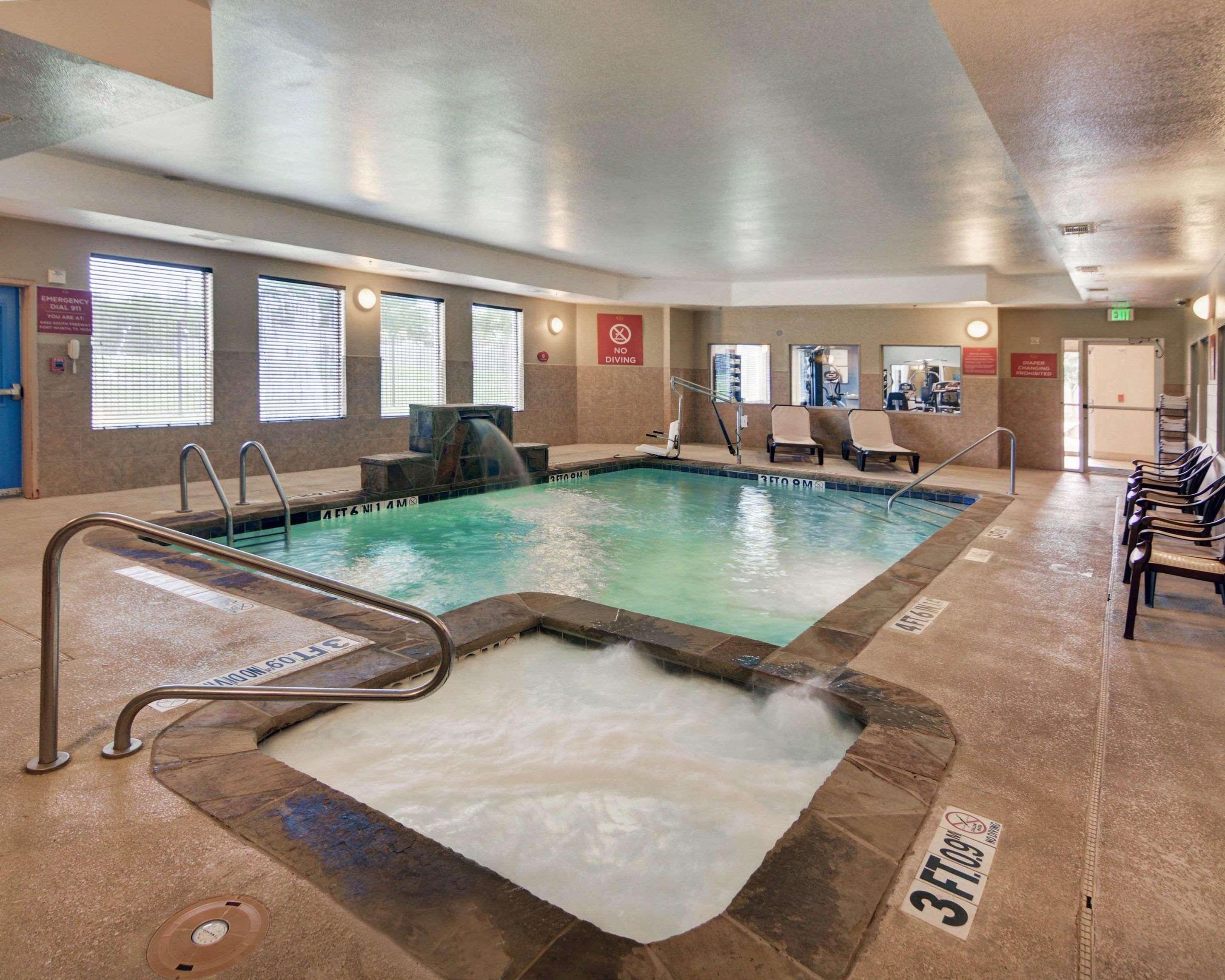 Comfort Suites Fort Worth South المظهر الخارجي الصورة